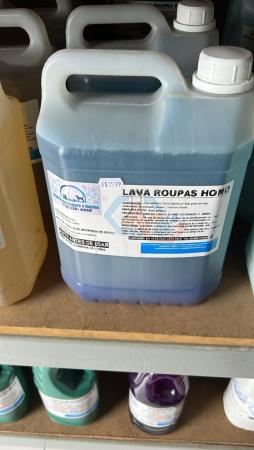 LAVA ROUPAS HOMO